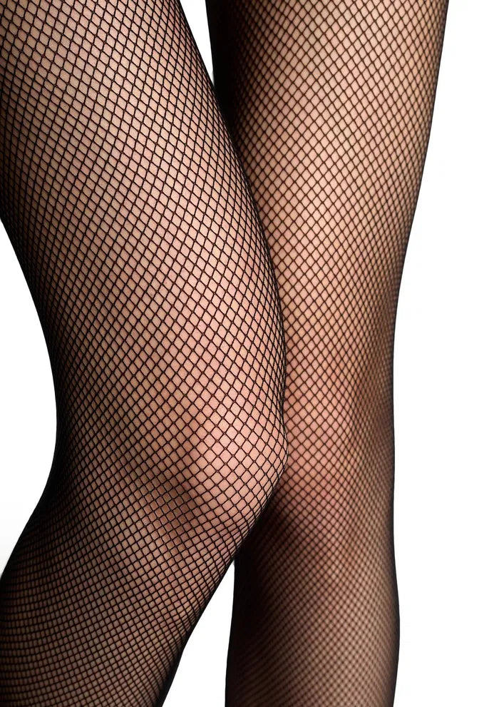 Marilyn Casting 047 Matte Fishnet Tights – Timeless Elegance