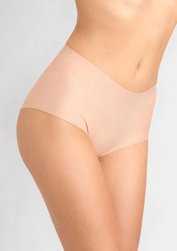 Seamless Briefs UK – One Size Ultra-Stretch – Invisible Comfort with Heat-Bonded Edges