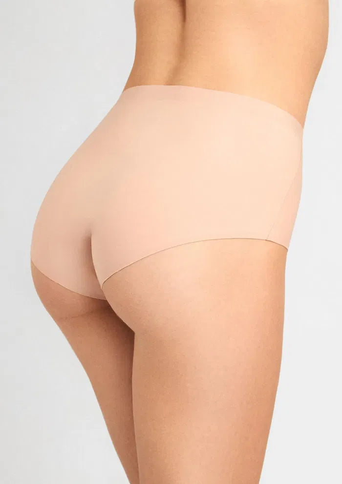 Seamless Briefs UK – One Size Ultra-Stretch – Invisible Comfort with Heat-Bonded Edges