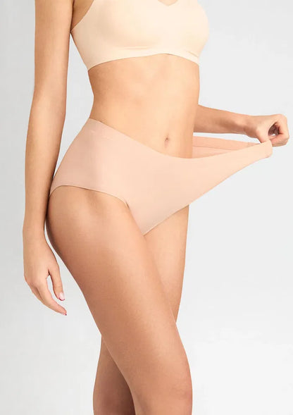 Seamless Briefs UK – One Size Ultra-Stretch – Invisible Comfort with Heat-Bonded Edges