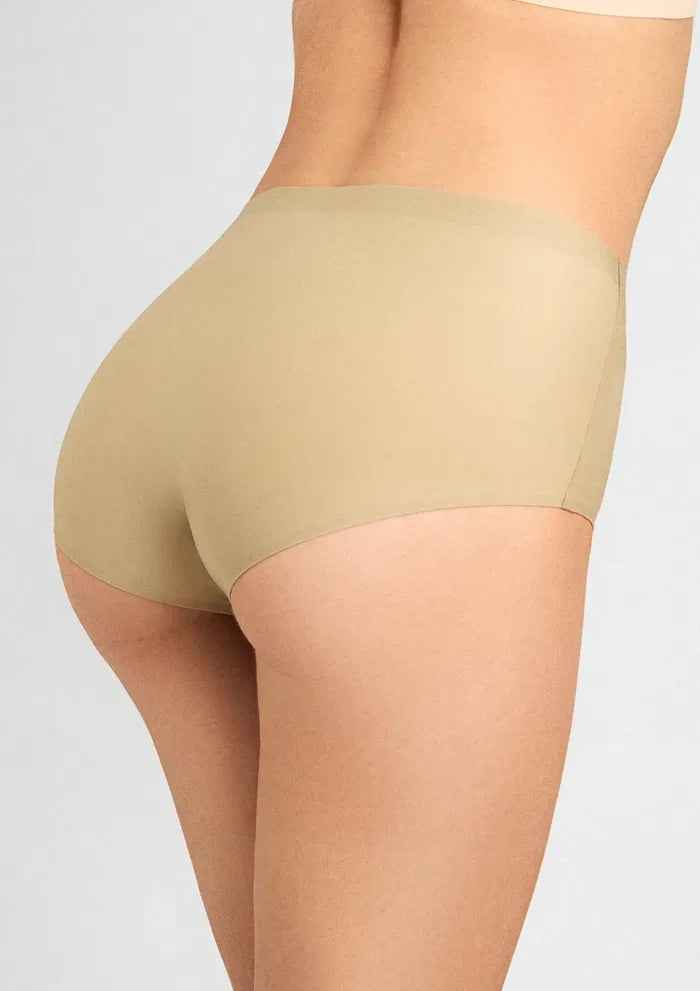 Seamless Briefs UK – One Size Ultra-Stretch – Invisible Comfort with Heat-Bonded Edges